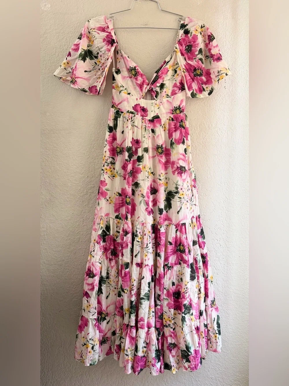 Abercrombie & Fitch tiered maxi dress with a pink floral print. Size small NWT